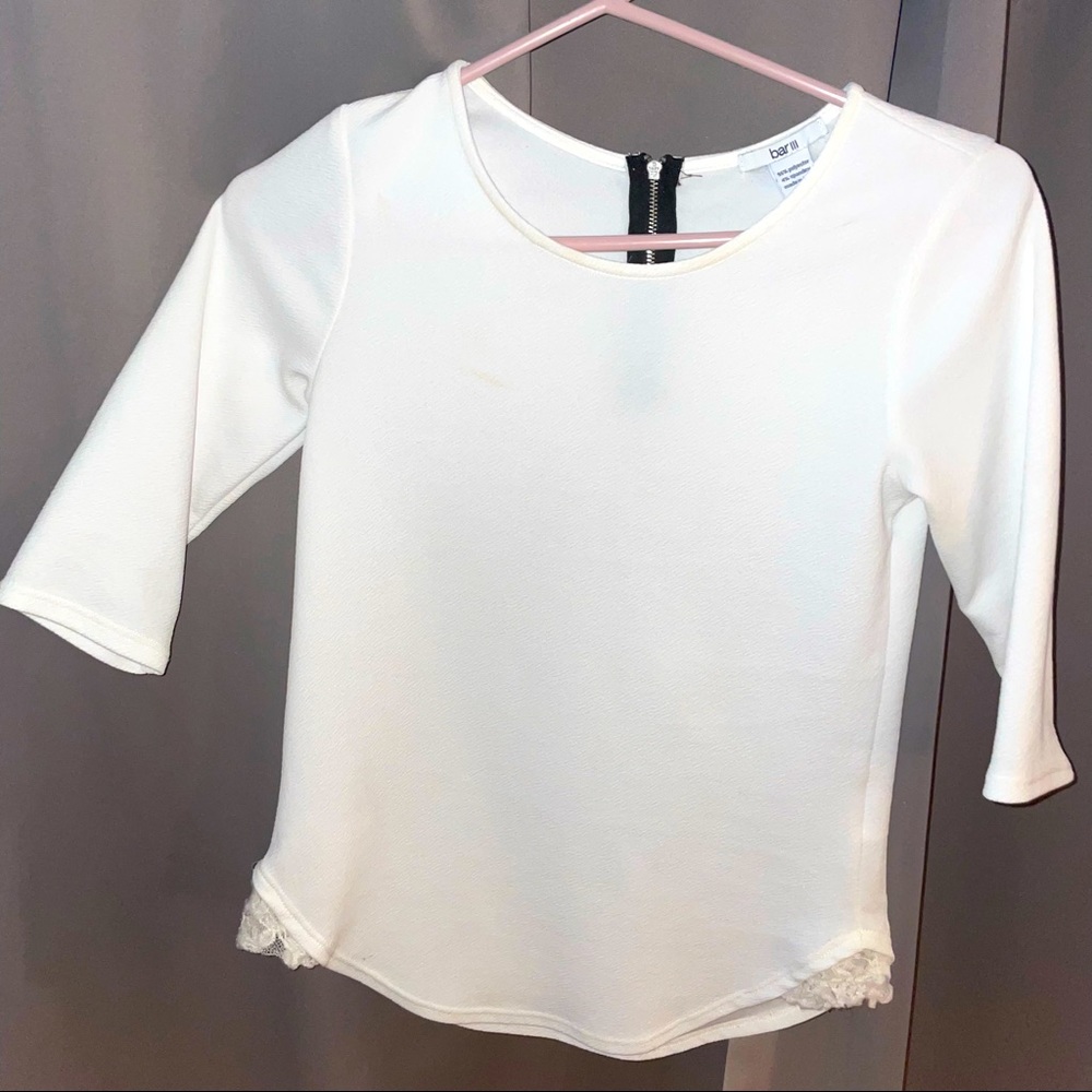 White 3/4 sleeve blouse w/ lace trim